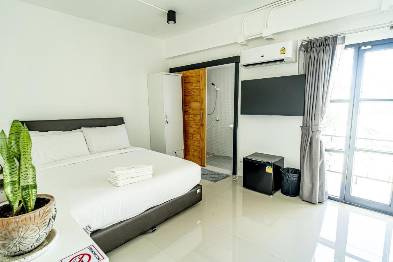 Laewan Guesthouse Baan Tai Exterior photo